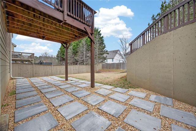 1241 Silvercrest Court, Powder Springs, GA 30127