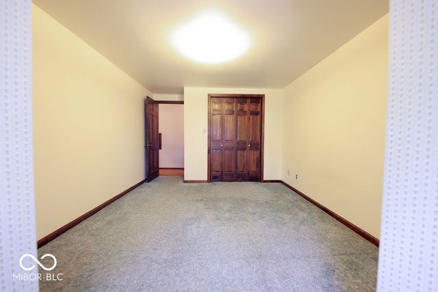 1221 S Poplar Street, Seymour, IN 47274