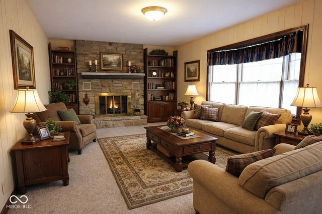 1221 S Poplar Street, Seymour, IN 47274