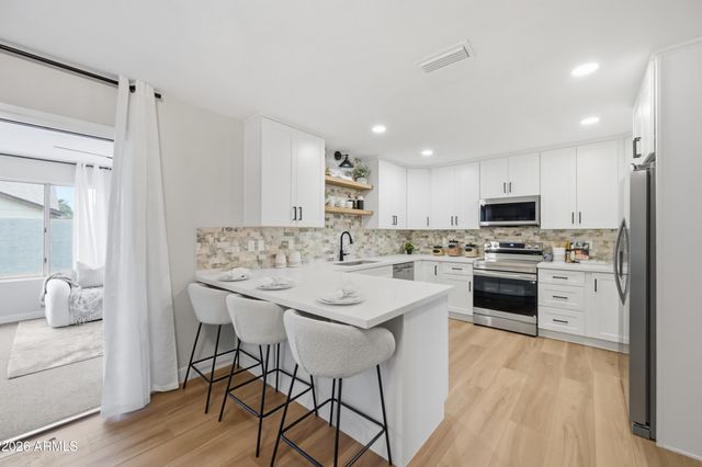 1782 LEISURE WORLD --, Mesa, AZ 85206