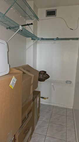 4851 NW 26th Court 342, Lauderdale Lakes, FL 33313