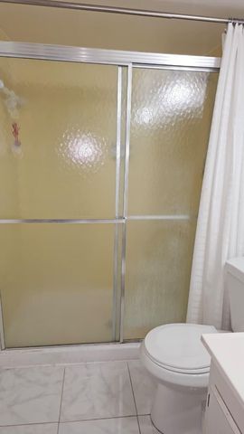 4851 NW 26th Court 342, Lauderdale Lakes, FL 33313