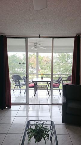 4851 NW 26th Court 342, Lauderdale Lakes, FL 33313