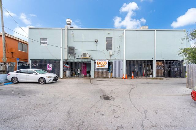 1879 NW 7th St, Miami, FL 33125