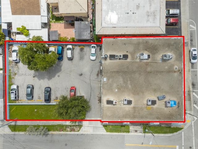 1879 NW 7th St, Miami, FL 33125