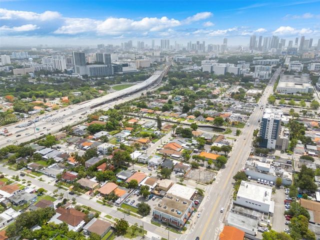 1879 NW 7th St, Miami, FL 33125