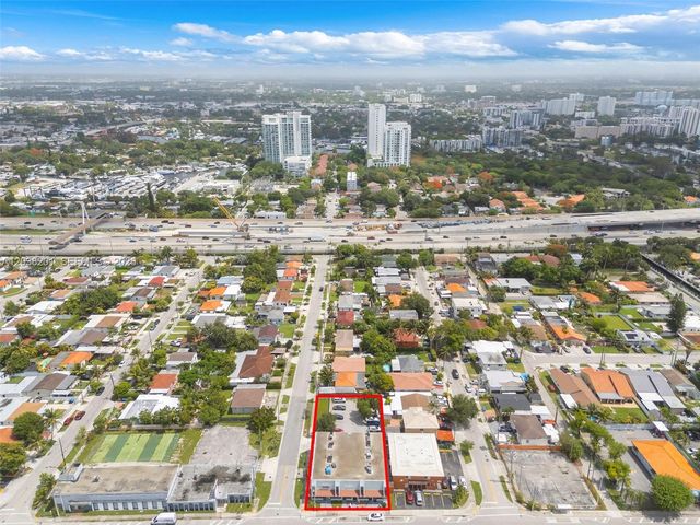 1879 NW 7th St, Miami, FL 33125