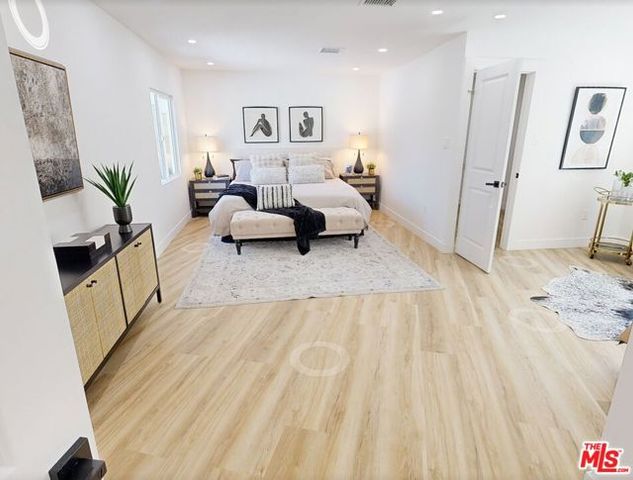10419 Vassar Avenue, Chatsworth (los Angeles), CA 91311
