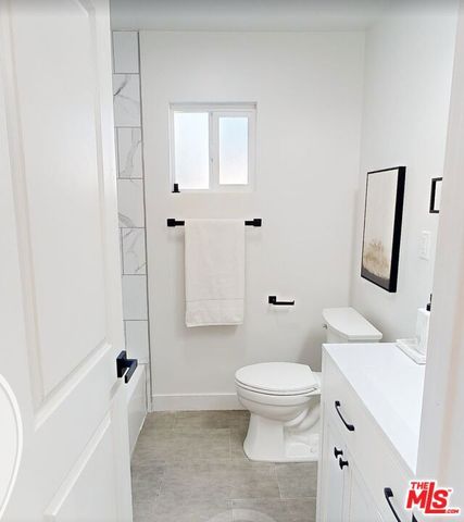 10419 Vassar Avenue, Chatsworth (los Angeles), CA 91311