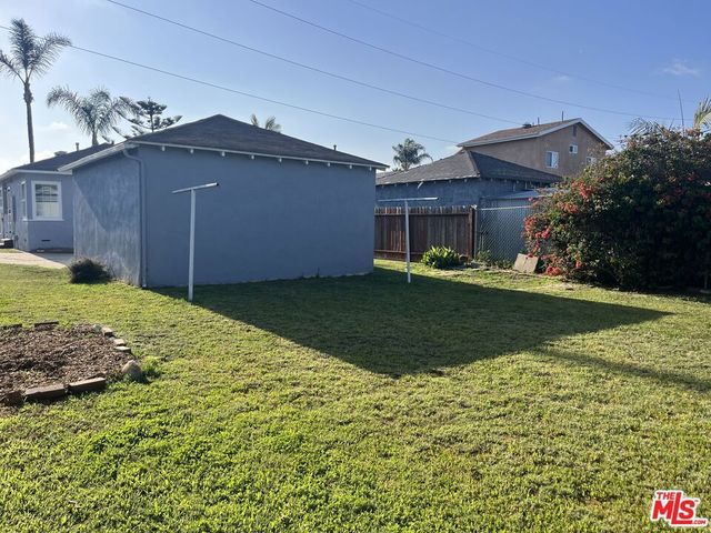 11010 Condon Avenue, Inglewood, CA 90304