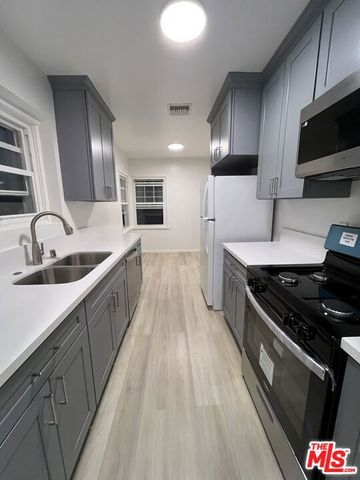 11010 Condon Avenue, Inglewood, CA 90304