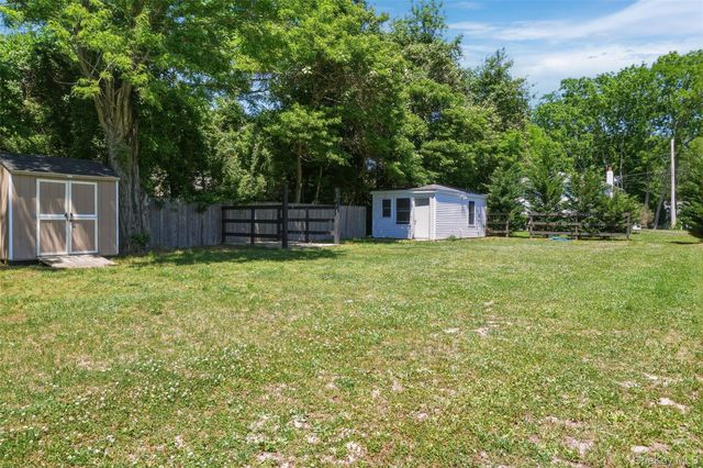 2 North Street, Manorville, NY 11949