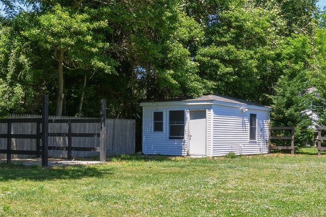 2 North Street, Manorville, NY 11949