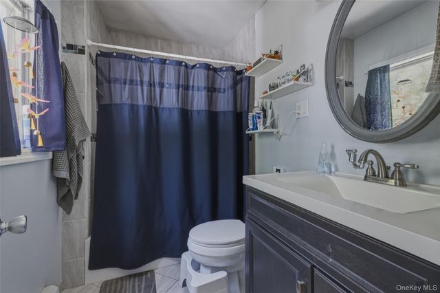2 North Street, Manorville, NY 11949