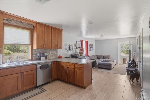 2 North Street, Manorville, NY 11949