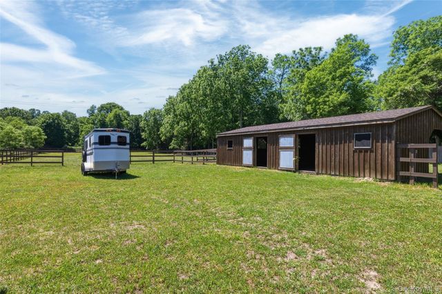 2 North Street, Manorville, NY 11949