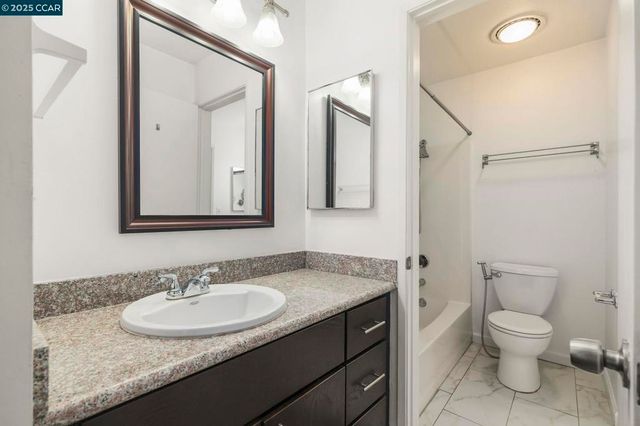 2055 Sierra Rd 101, Concord, CA 94518