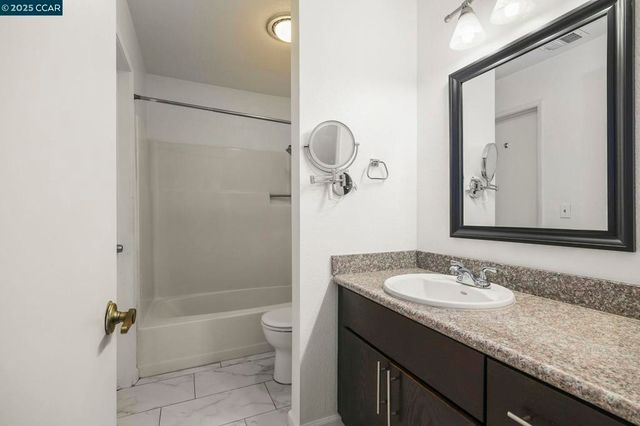 2055 Sierra Rd 101, Concord, CA 94518