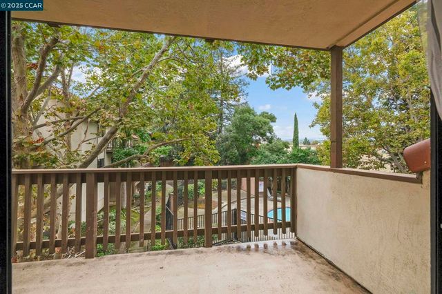 2055 Sierra Rd 101, Concord, CA 94518