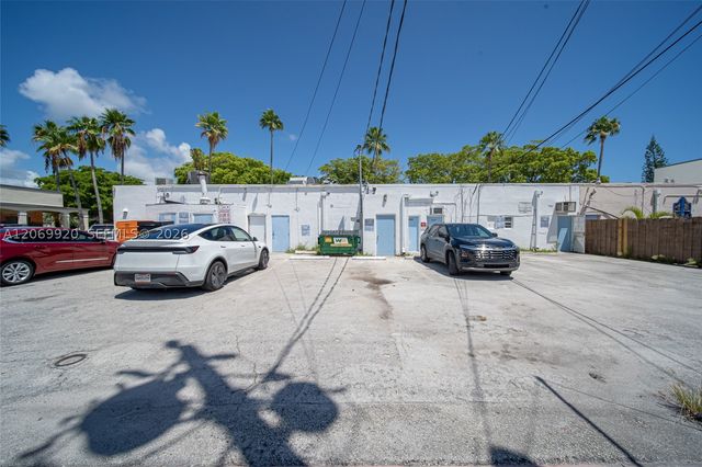 1226 Normandy Dr, Miami Beach, FL 33141