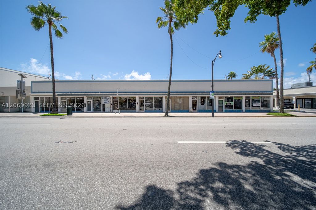 1226 Normandy Dr, Miami Beach, FL 33141