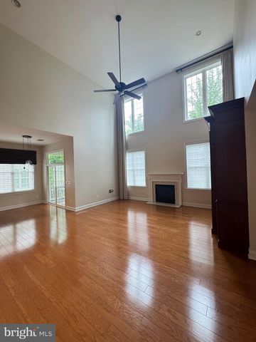 5117 FALDO DR, Haymarket, VA 20169