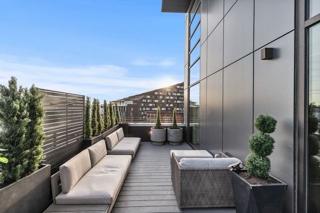 14 West Broadway 7L, Boston, MA 02127