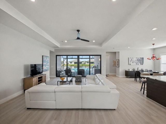 12433 SW Crystal Cove Drive, Port St. Lucie, Port St Lucie, FL 34987