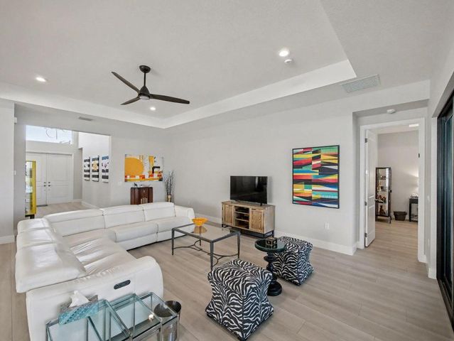 12433 SW Crystal Cove Drive, Port St. Lucie, Port St Lucie, FL 34987