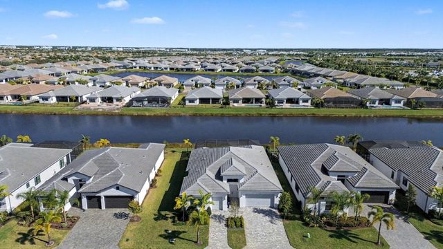 12433 SW Crystal Cove Drive, Port St. Lucie, Port St Lucie, FL 34987
