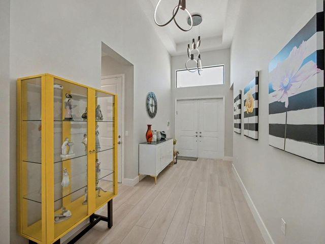 12433 SW Crystal Cove Drive, Port St. Lucie, Port St Lucie, FL 34987