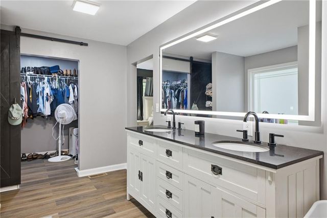 379 Bozeman Road NW, White, GA 30184