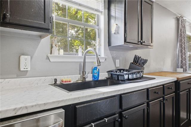 379 Bozeman Road NW, White, GA 30184