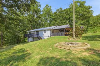 379 Bozeman Road NW, White, GA 30184