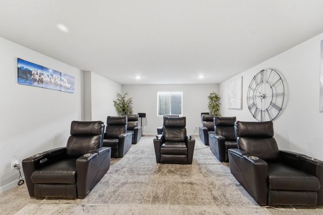 2811 NW Cedarwood Drive, Ankeny, IA 50023