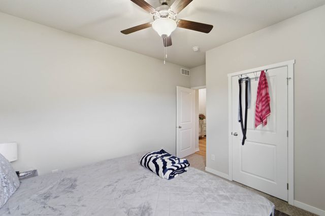 2811 NW Cedarwood Drive, Ankeny, IA 50023