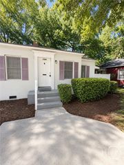 1320 E 54th Street, Savannah, GA 31405
