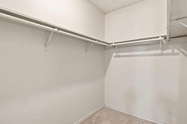 13402 Ramrod DR, Manchaca, TX 78652