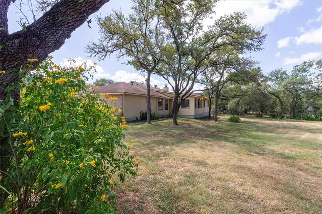 13402 Ramrod DR, Manchaca, TX 78652