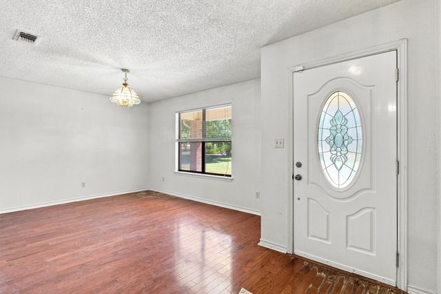 13402 Ramrod DR, Manchaca, TX 78652