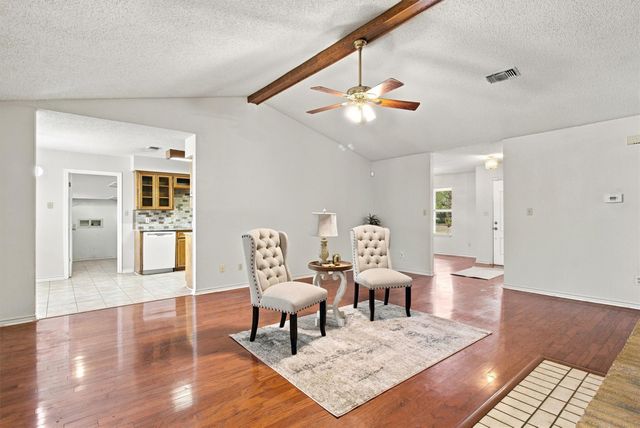 13402 Ramrod DR, Manchaca, TX 78652