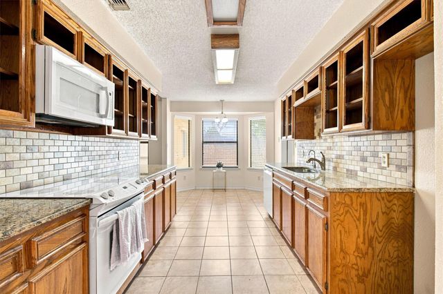 13402 Ramrod DR, Manchaca, TX 78652