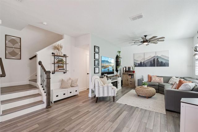 1064 SPRING PALMS LOOP, Orlando, FL 32828