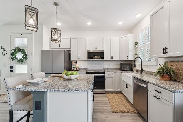 1064 SPRING PALMS LOOP, Orlando, FL 32828