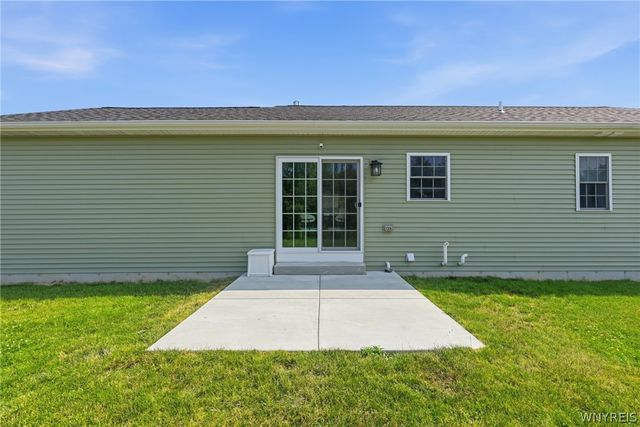 3880 Big Tree Road, Hamburg, NY 14075