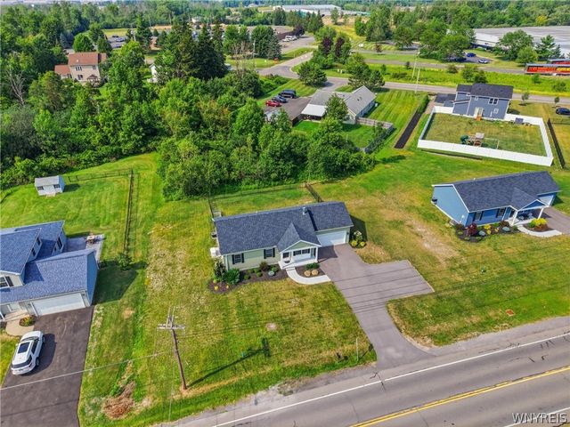 3880 Big Tree Road, Hamburg, NY 14075