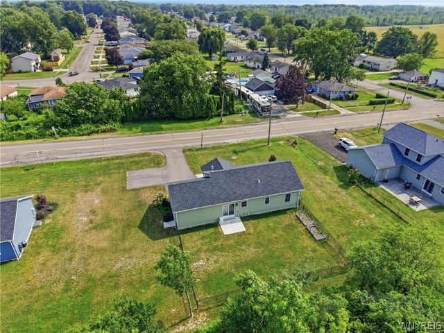 3880 Big Tree Road, Hamburg, NY 14075