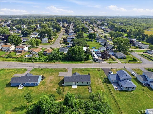 3880 Big Tree Road, Hamburg, NY 14075