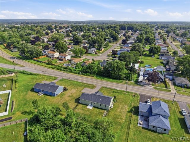 3880 Big Tree Road, Hamburg, NY 14075