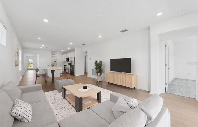 1079 KISTNA DRIVE, Zephyrhills, FL 33540